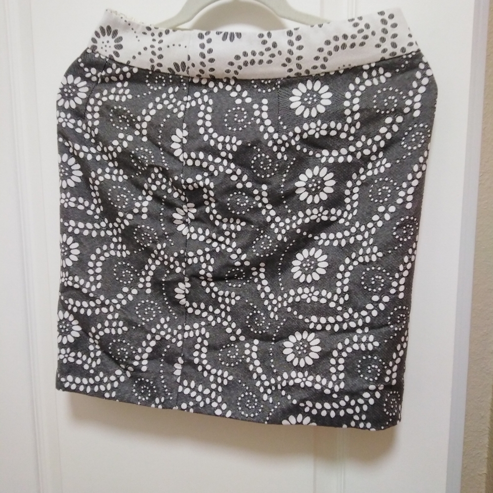 Banana Republic skirt size 2